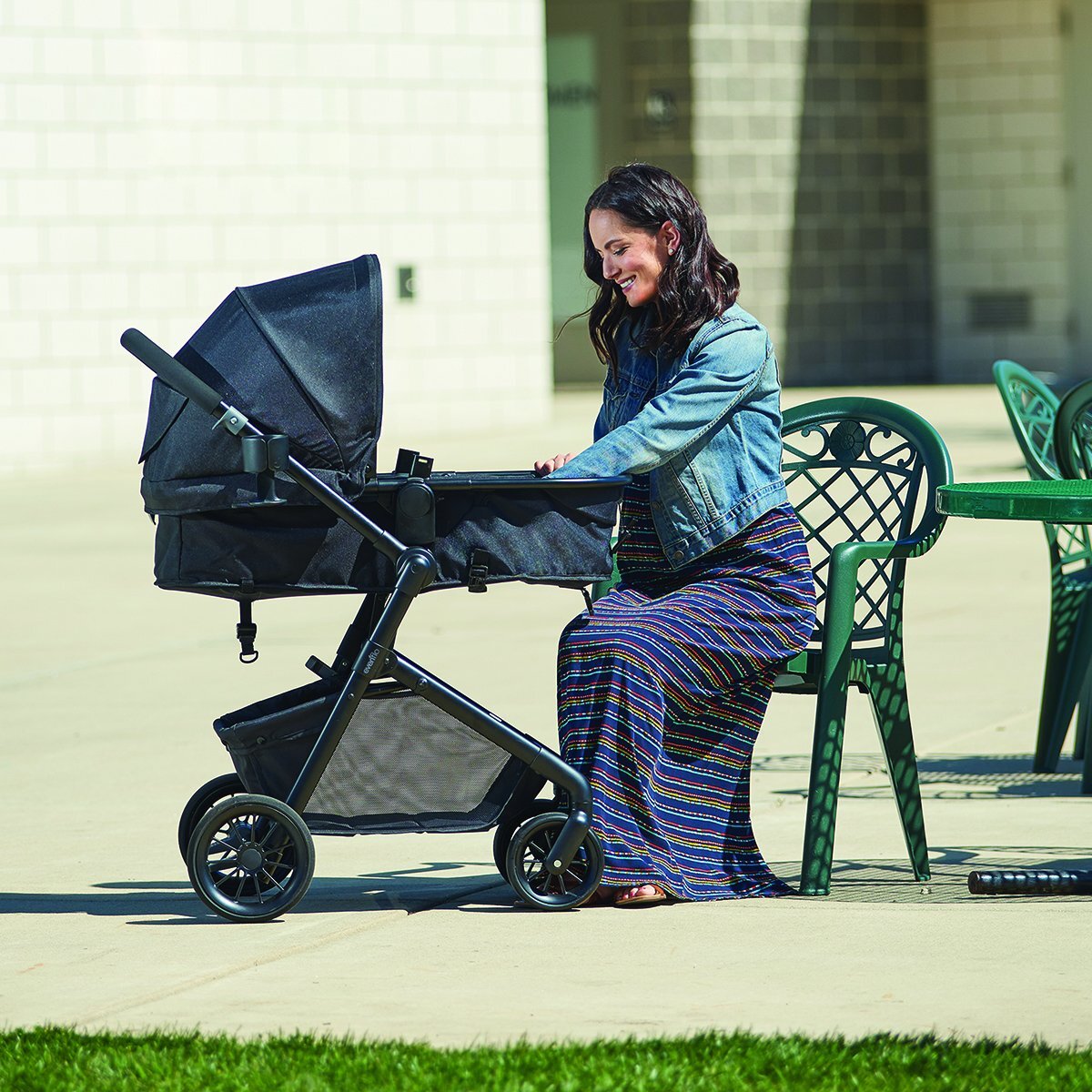 Evenflo Pivot Modular Travel System with LiteMax (Desert Tan)